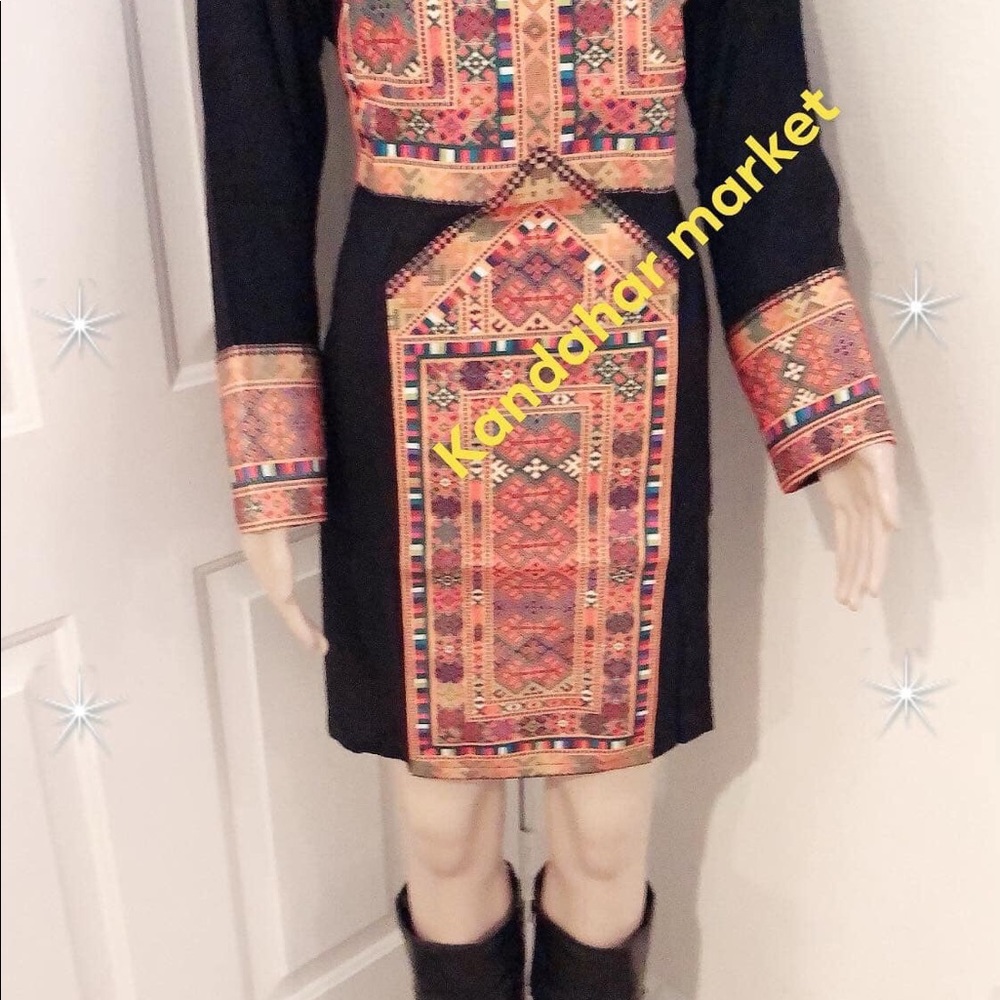 Dress - Picture 4 of 7